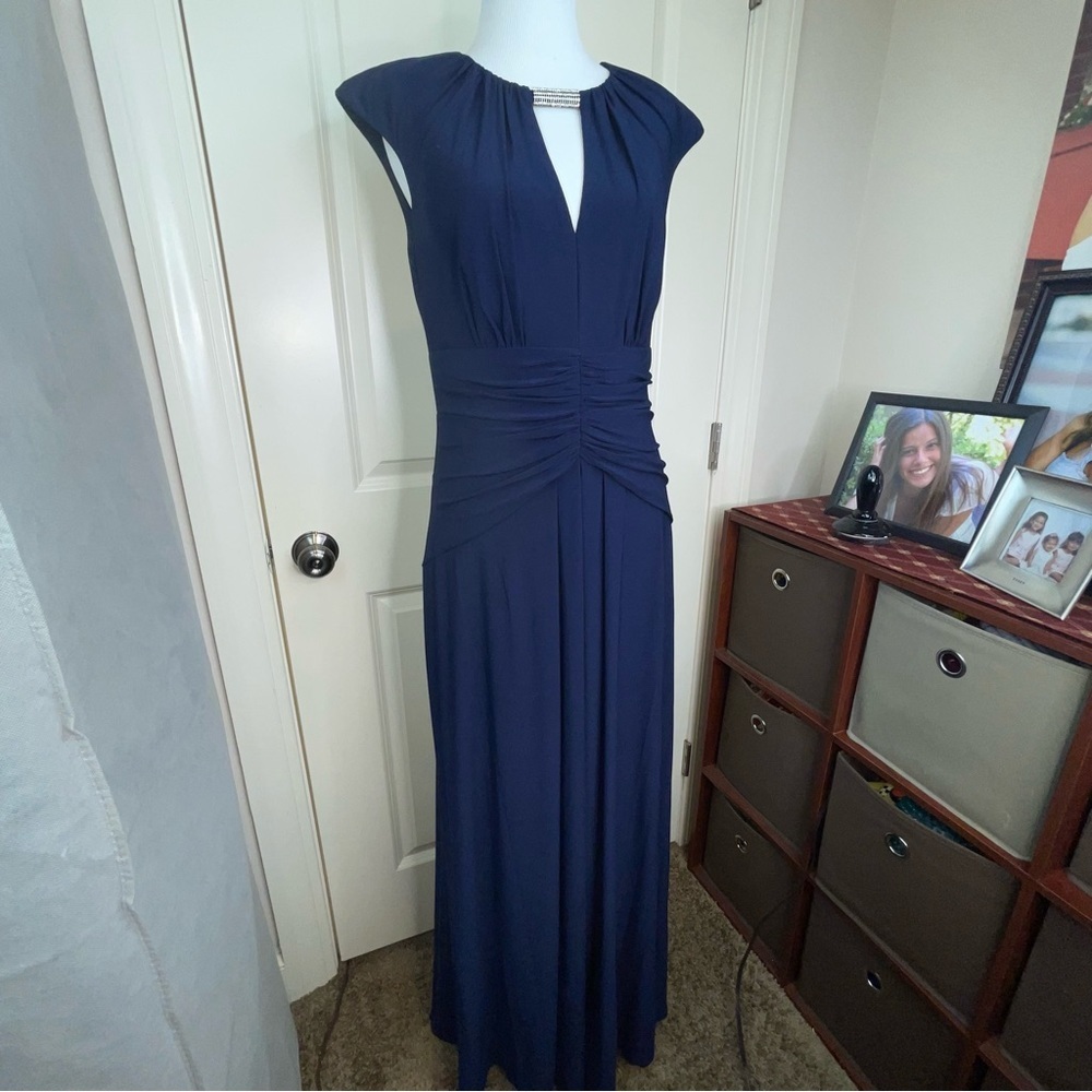 Vince Camuto Navy Blue Maxi Dress with Ruched Waist - Picture 5 of 16